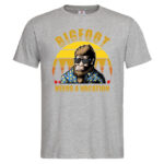 мъжка тениска с щампа big foot needs a vacation